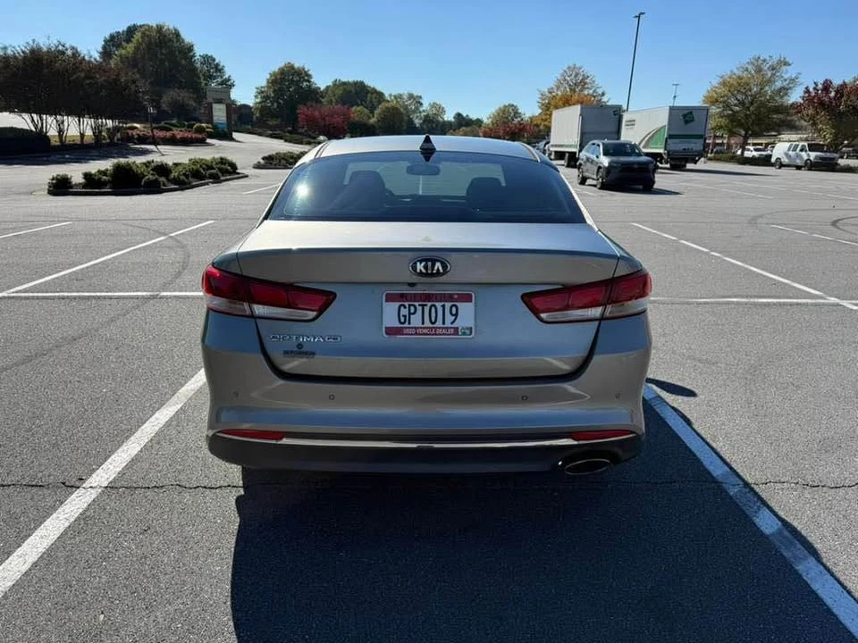 2018 Kia Optima/K5 - Image 7 of 12