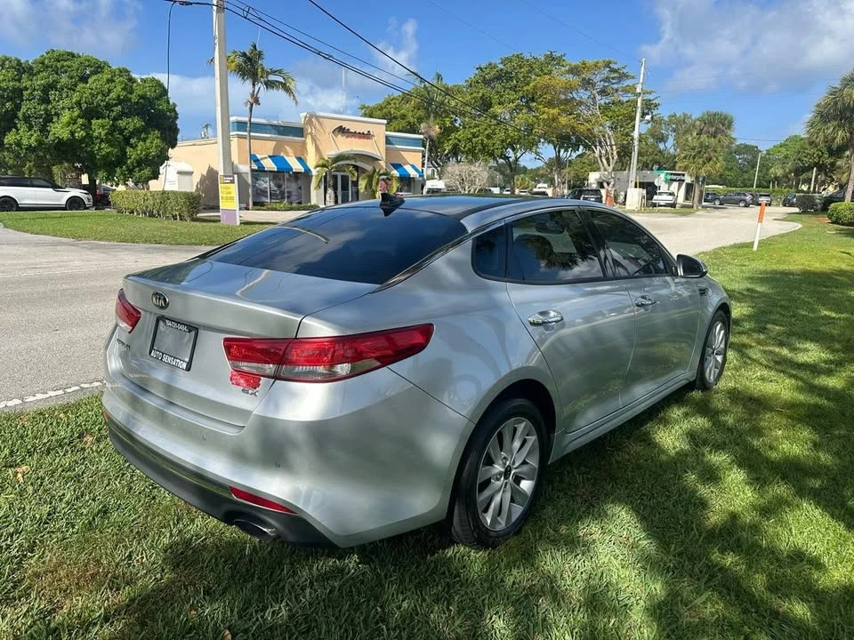 2018 Kia Optima/K5 - Image 5 of 20