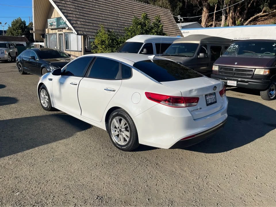 2018 Kia Optima/K5 - Image 3 of 10