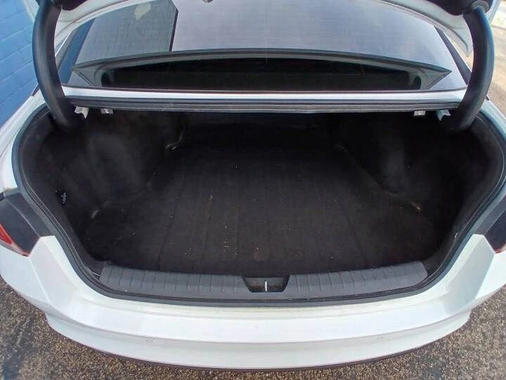 2018 Kia Optima/K5 - Image 15 of 16