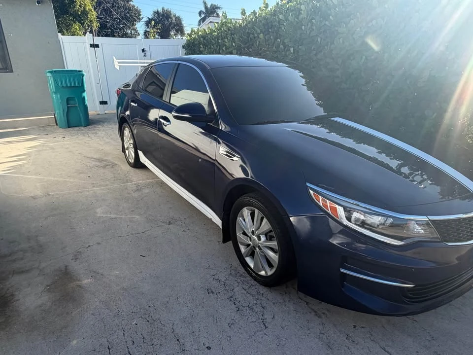 2018 Kia Optima/K5 - Image 2 of 9