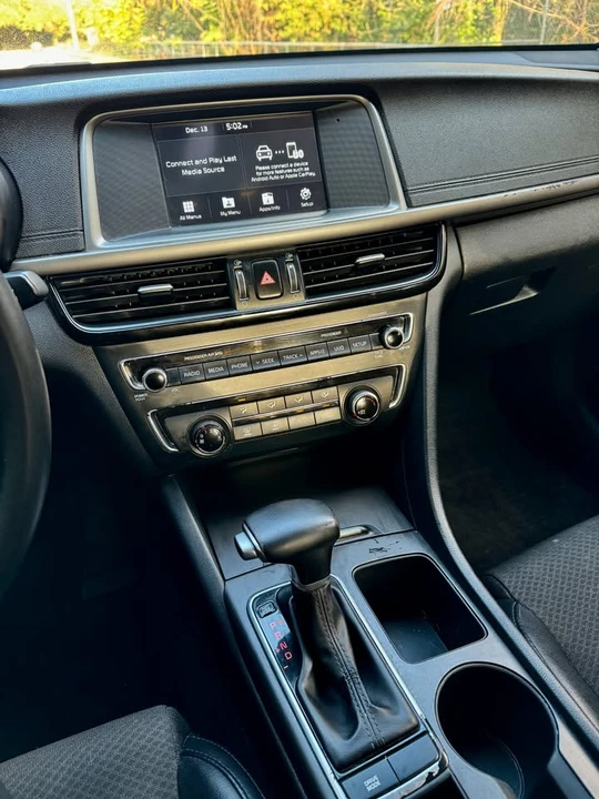 2018 Kia Optima/K5 - Image 16 of 18