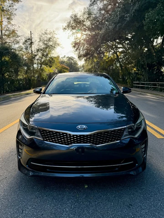2018 Kia Optima/K5 - Image 2 of 18