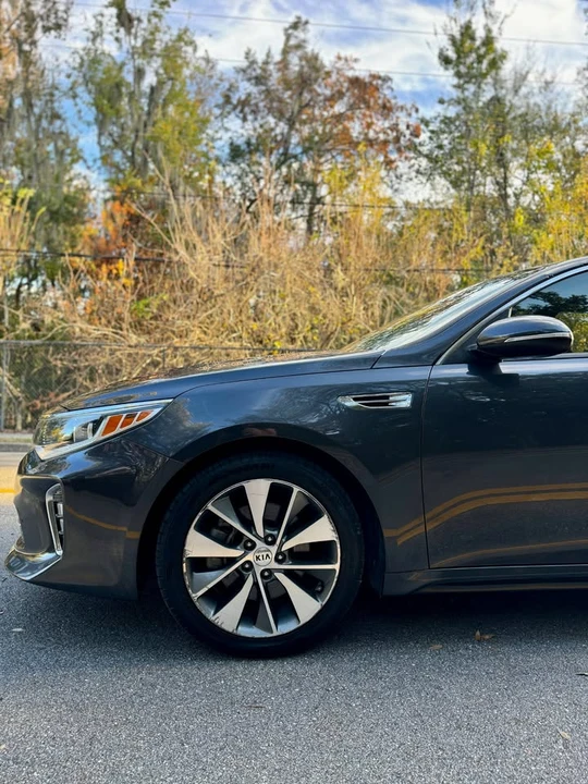 2018 Kia Optima/K5 - Image 10 of 18