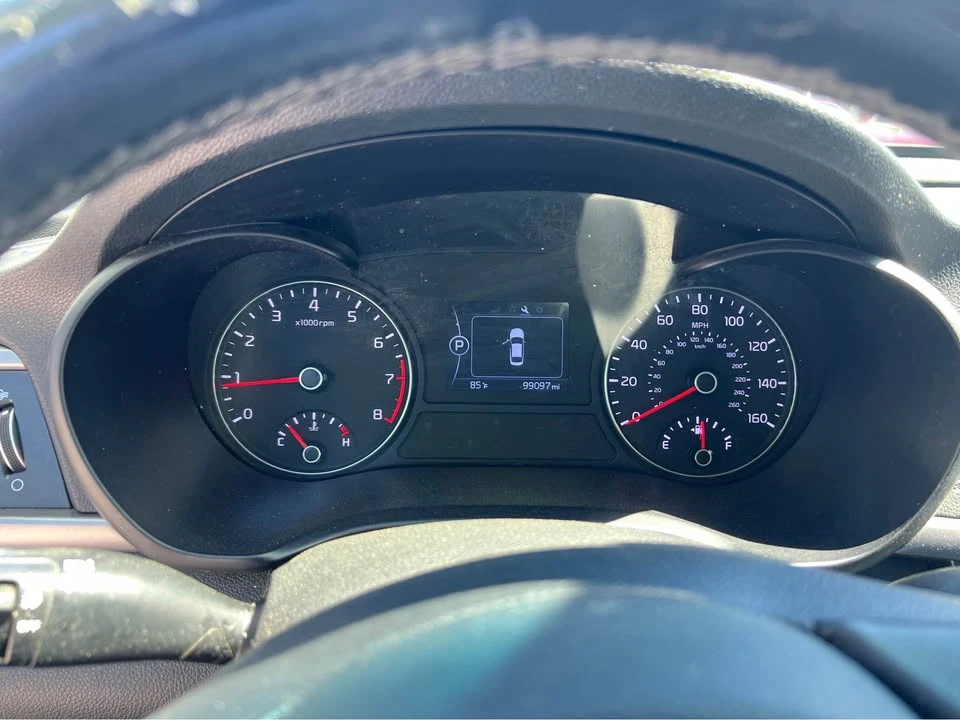 2018 Kia Optima/K5 - Image 8 of 12