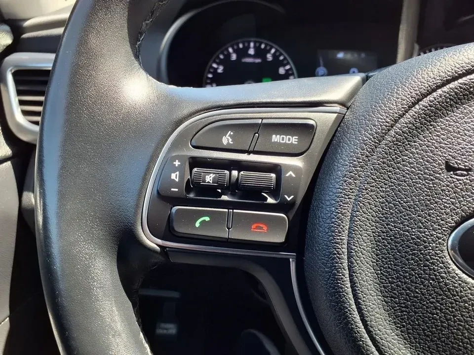 2018 Kia Optima/K5 - Image 12 of 19