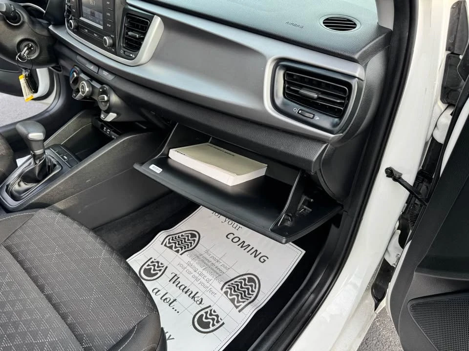 2018 Kia Rio - Image 18 of 19