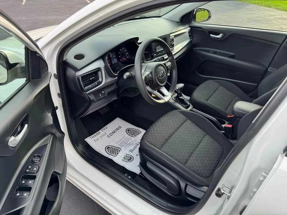 2018 Kia Rio - Image 12 of 19