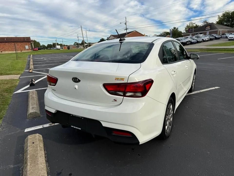 2018 Kia Rio - Image 7 of 19