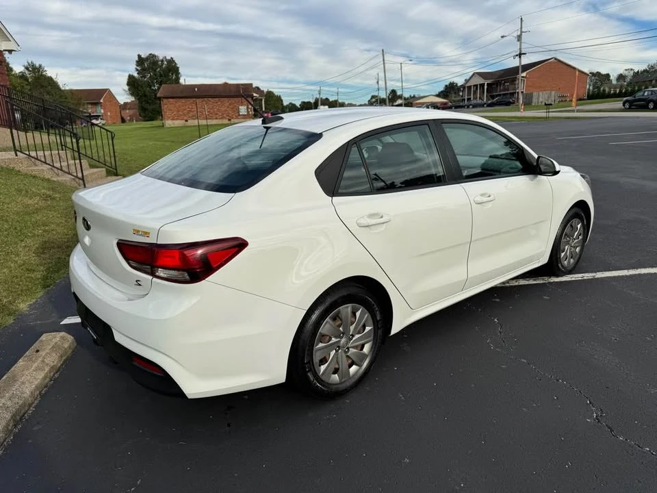 2018 Kia Rio - Image 8 of 19