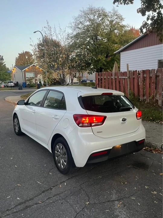 2018 Kia Rio - Image 3 of 7