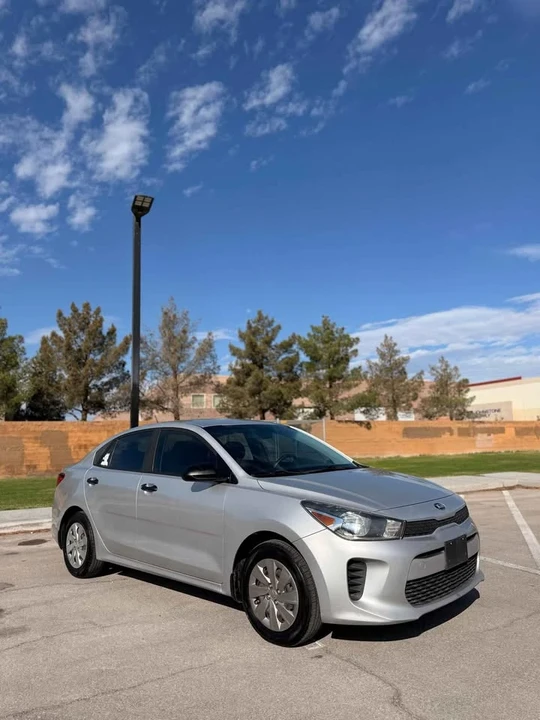 2018 Kia Rio - Image 4 of 6
