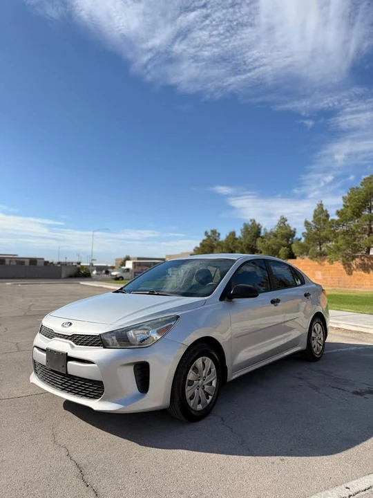 2018 Kia Rio - Image 2 of 5