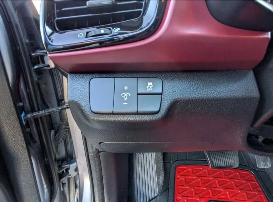 2018 Kia Rio - Image 9 of 15