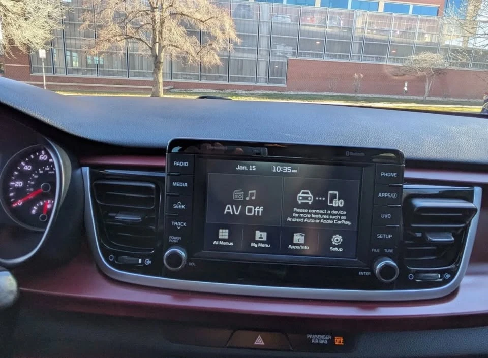 2018 Kia Rio - Image 11 of 15