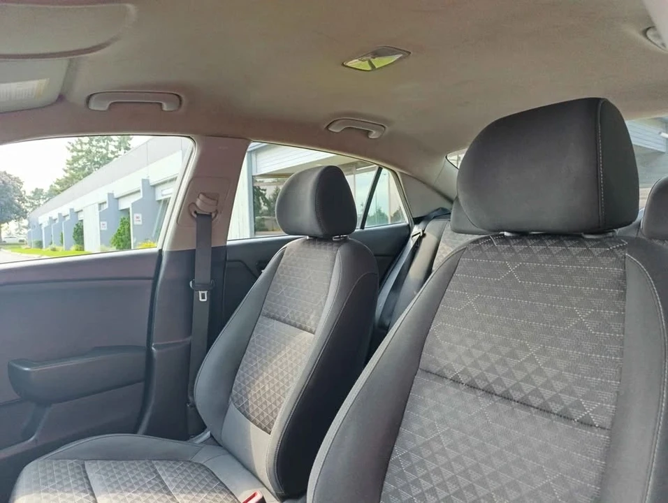 2018 Kia Rio - Image 10 of 14