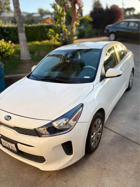 2018 Kia Rio - Image 2 of 7