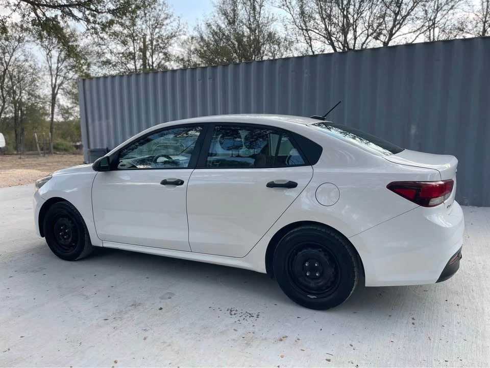 2018 Kia Rio - Image 3 of 12