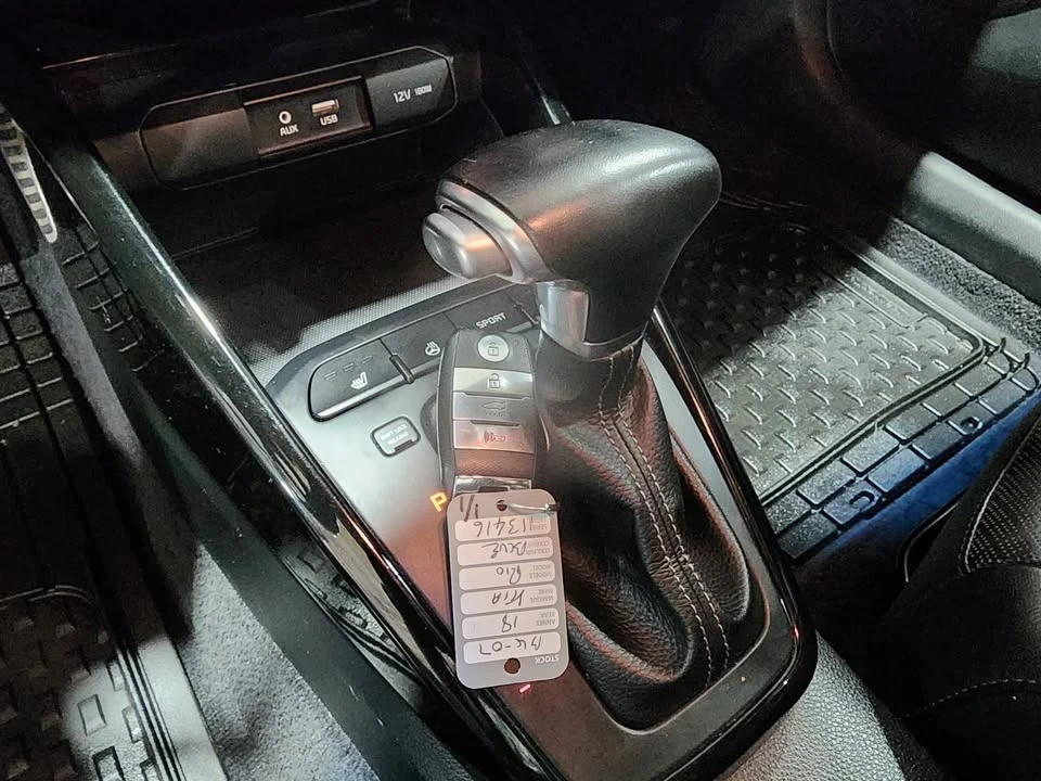 2018 Kia Rio - Image 10 of 18