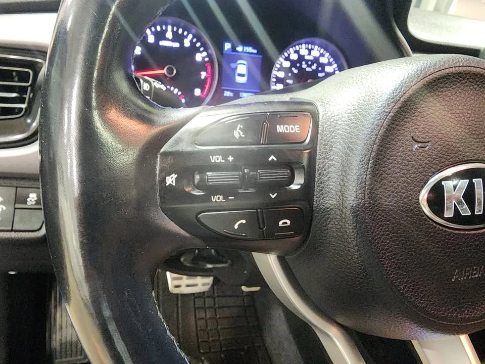 2018 Kia Rio - Image 15 of 18