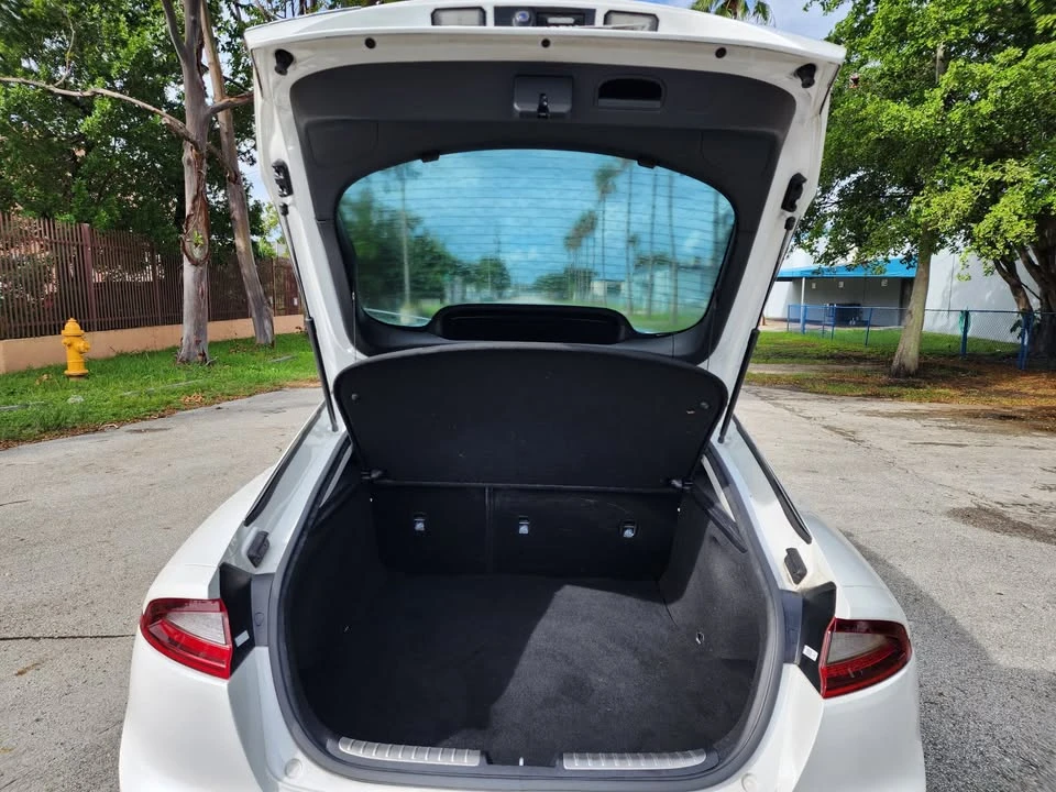 2018 Kia Stinger - Image 9 of 20