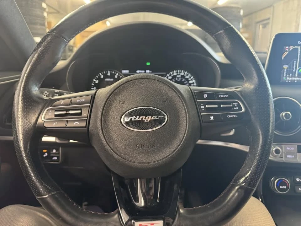 2018 Kia Stinger GT - Image 17 of 20