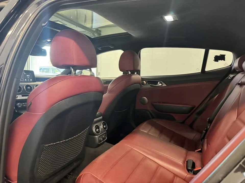 2018 Kia Stinger GT - Image 10 of 20