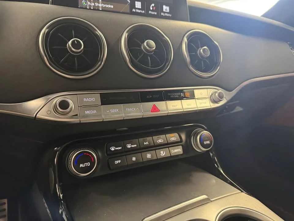 2018 Kia Stinger GT - Image 15 of 20