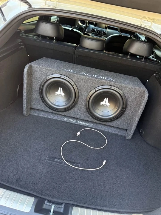 2018 Kia Stinger GT - Image 9 of 10
