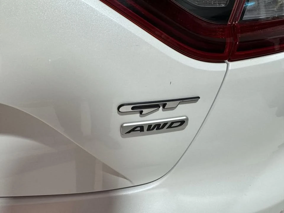 2018 Kia Stinger - Image 7 of 10