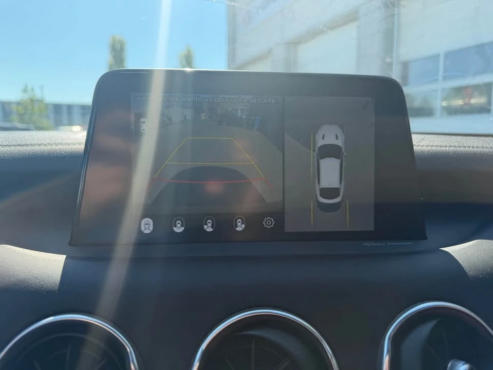 2018 Kia Stinger - Image 14 of 16