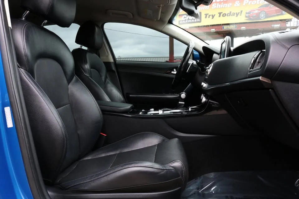 2018 Kia Stinger - Image 19 of 20