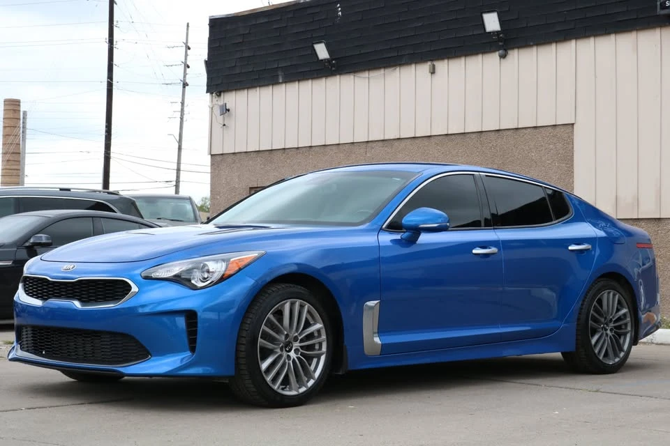 2018 Kia Stinger - Image 8 of 20