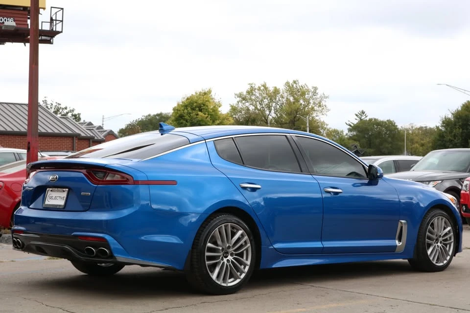 2018 Kia Stinger - Image 4 of 20