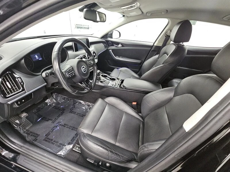 2018 Kia Stinger - Image 10 of 15