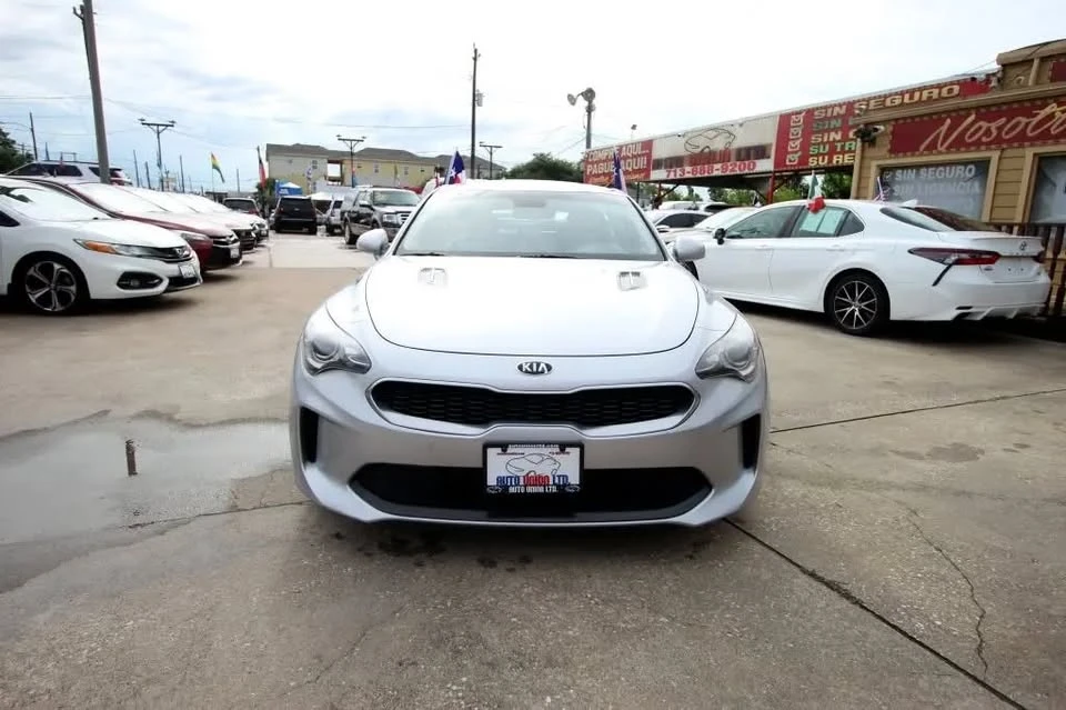 2018 Kia Stinger - Image 2 of 12