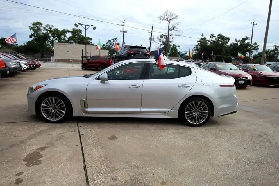 2018 Kia Stinger - Image 4 of 12