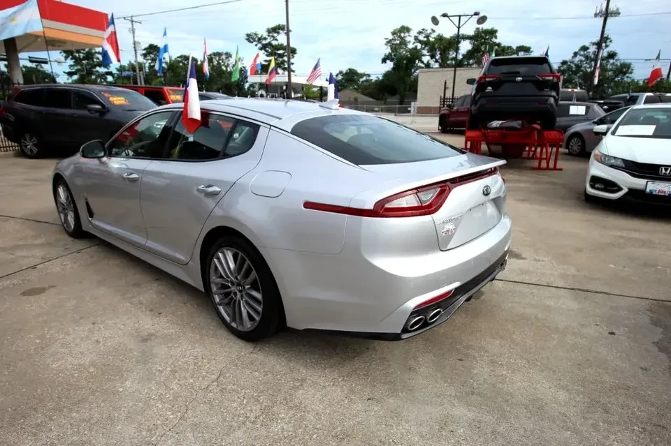 2018 Kia Stinger - Image 5 of 11