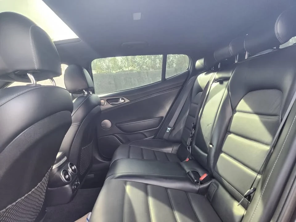 2018 Kia Stinger GT - Image 12 of 15