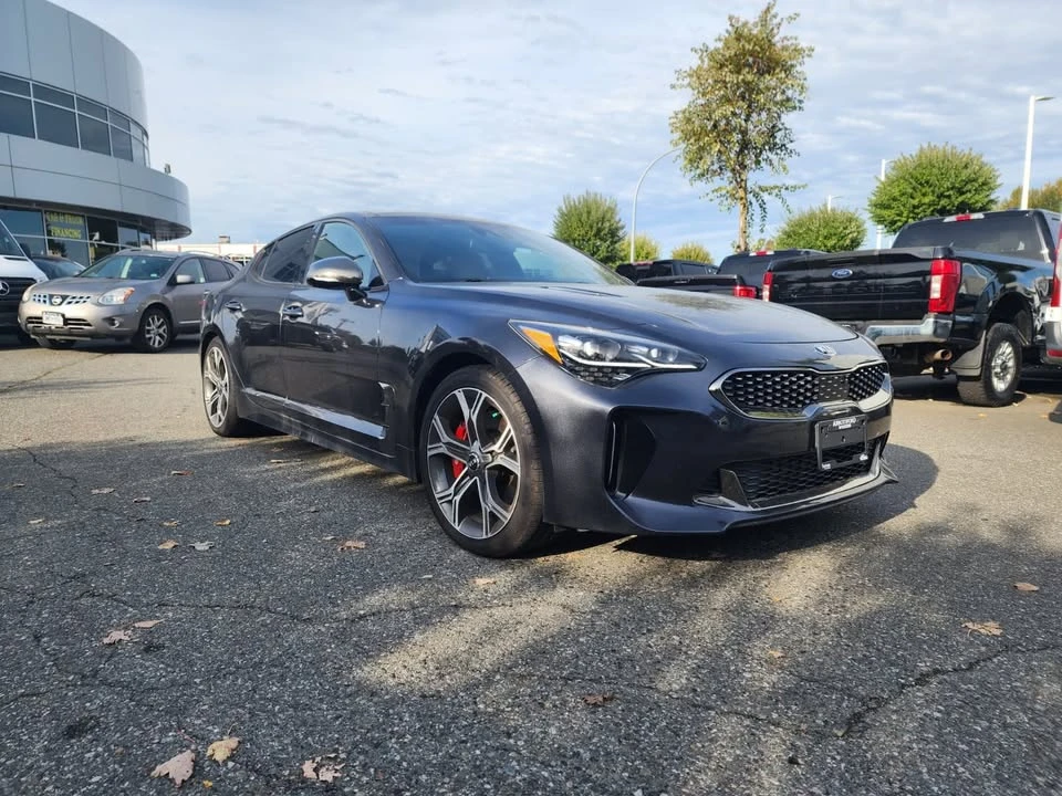 2018 Kia Stinger GT - Image 8 of 15