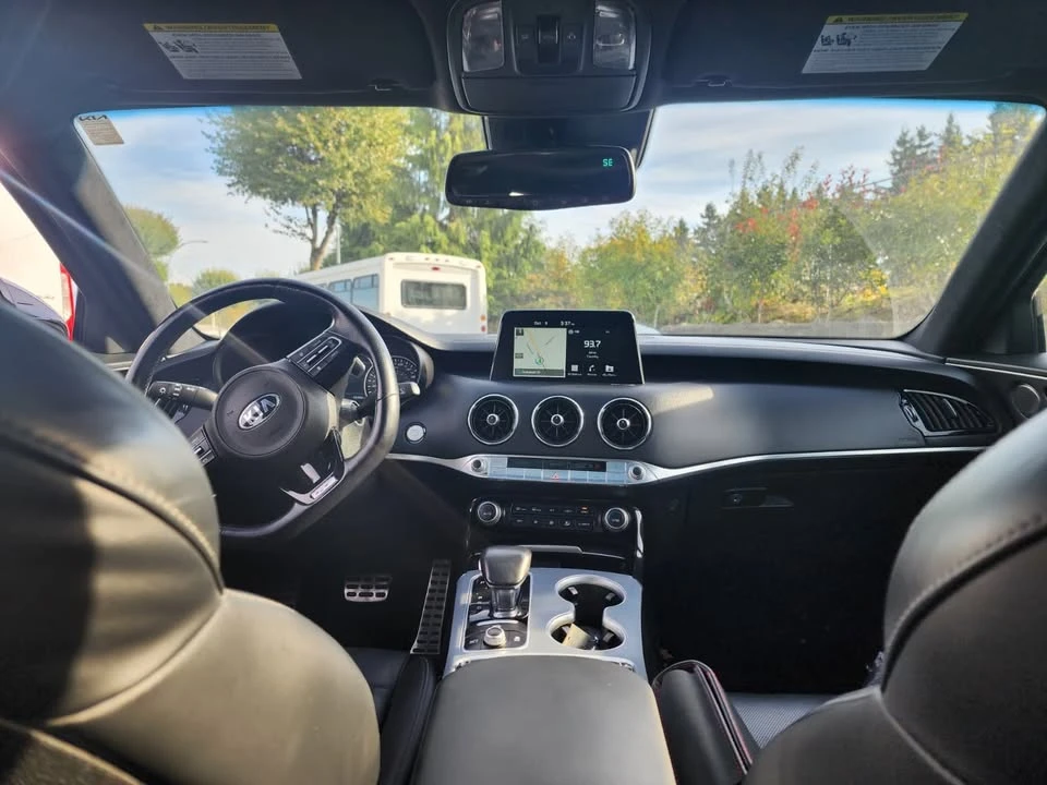 2018 Kia Stinger GT - Image 15 of 15
