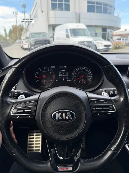 2018 Kia Stinger GT - Image 9 of 17