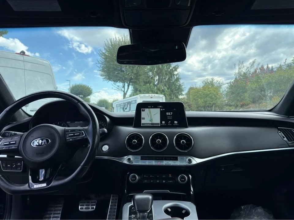 2018 Kia Stinger GT - Image 15 of 16