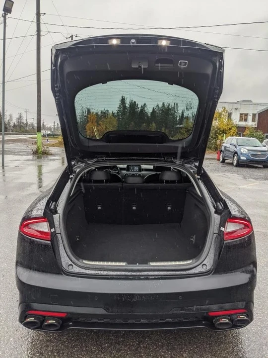 2018 Kia Stinger GT - Image 10 of 14