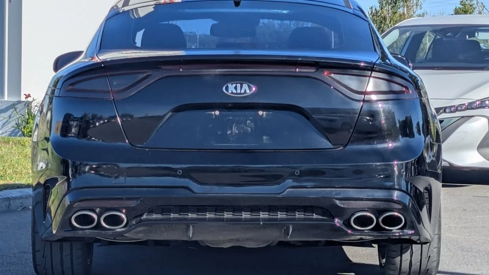 2018 Kia Stinger GT - Image 8 of 15