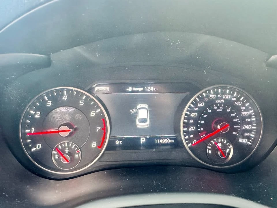 2018 Kia Stinger GT - Image 14 of 17