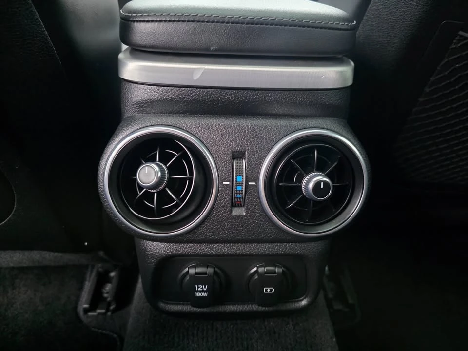 2018 Kia Stinger GT - Image 12 of 16