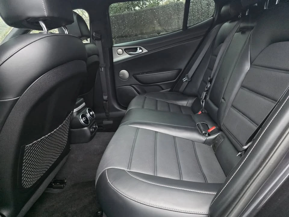 2018 Kia Stinger GT - Image 11 of 16