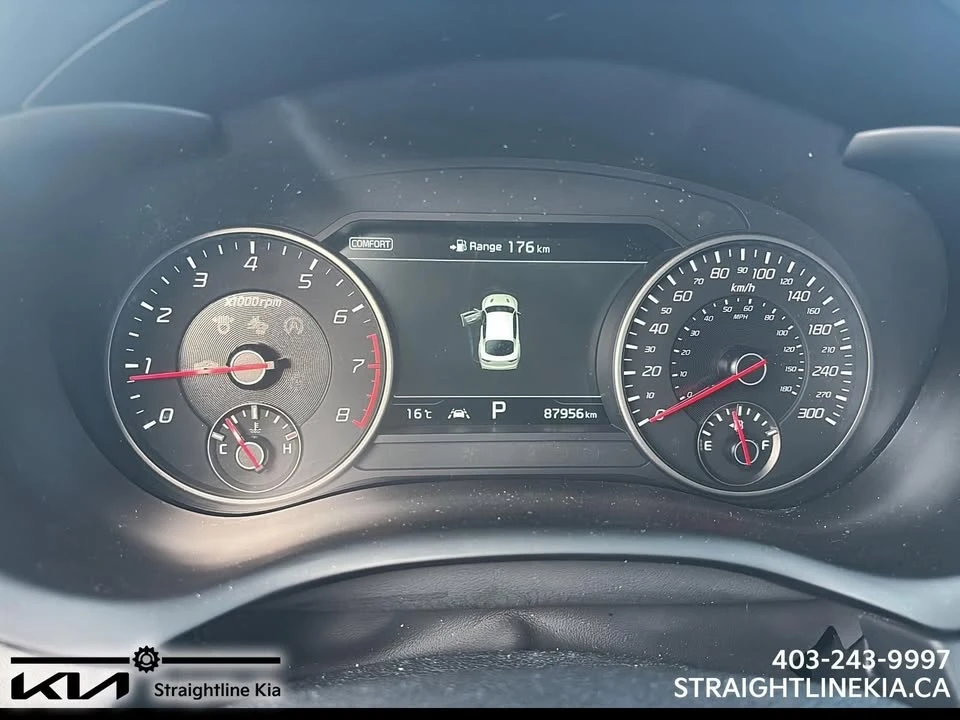 2018 Kia Stinger GT - Image 12 of 16