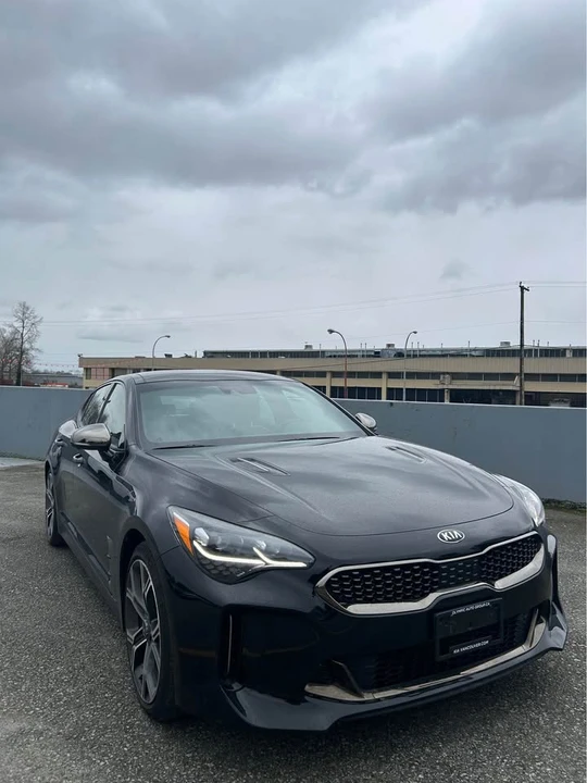 2018 Kia Stinger GT - Image 2 of 10